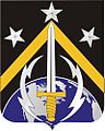 Ezüstszürke (en: silver gray) kontinensek földgömbön az amerikai hadsereg 1. Űrzászlóaljának címerében (2003)