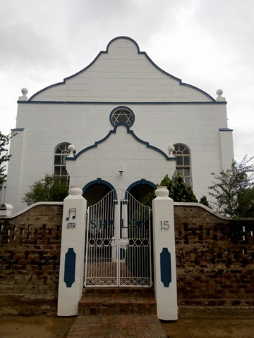 Lêer:Eertydse sinagoge op Middelburg, Kaap, nou 'n woonhuis, Ian van Zyl, Desember 2017.jpg