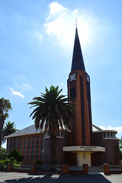 Lêer:Eertydse NG kerk Kimberley-Noord, regop, 27 Desember 2017, Morné van Rooyen.jpg