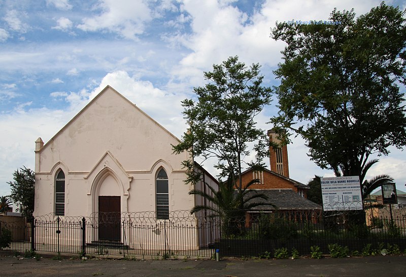 Lêer:Eerste en tweede Gereformeerde kerk Johannesburg-Oos, 29 Desember 2017, Morné van Rooyen.jpg