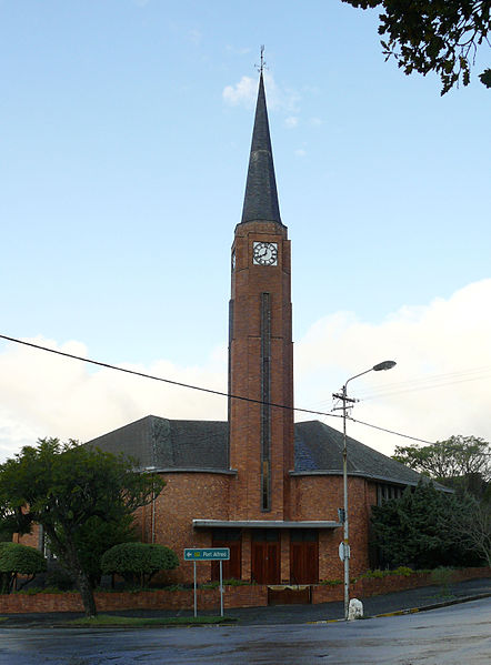 Lêer:NG kerk Grahamstad Junie 2012.jpg