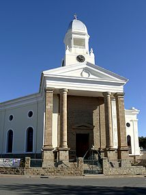 Die hoeksteen van die NG gemeente Colesberg se kerkgebou is op 11 November 1861 gelê, maar die kerk het sy toring eers in 1926 gekry toe die honderdjarige bestaan van die gemeente gedenki is.