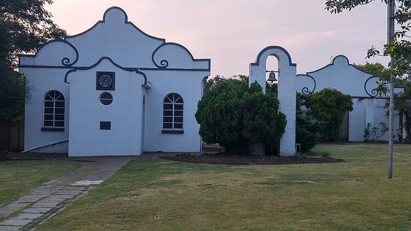 Lêer:Gereformeerde kerk Senekal, René Gildenhuys.jpg