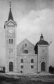 Die NG kerk Ficksburg afgeneem op 12 April 1907, enkele ure voor dit ingewy is.
