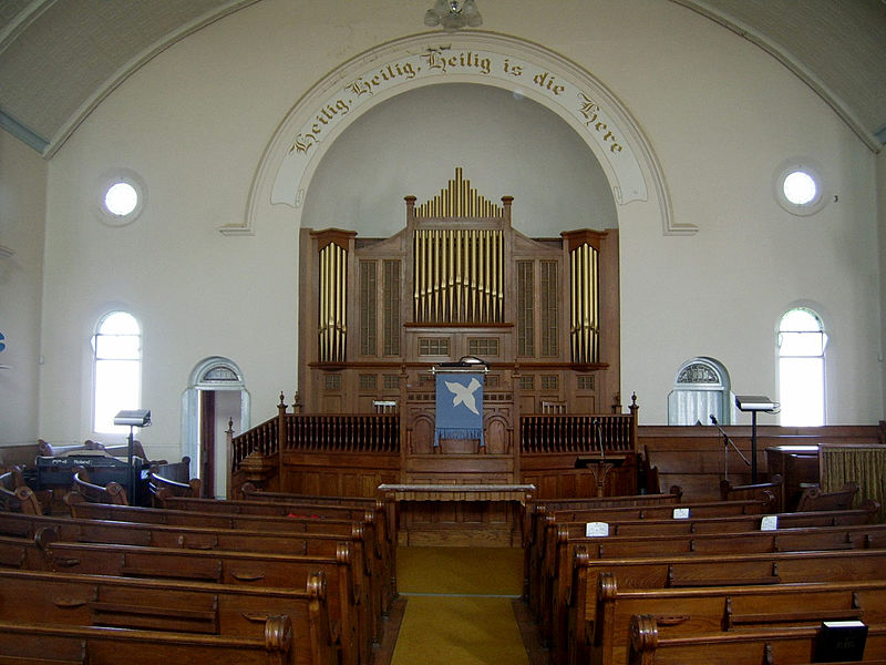 Lêer:Kansel en orrel van die NG kerk Dealesville.jpg