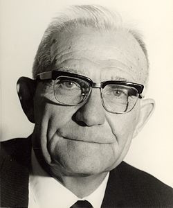  dr. Piet Jooste