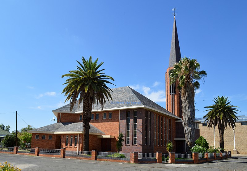 Lêer:Eertydse NG kerk Kimberley-Noord, 27 Desember 2017, Morné van Rooyen.jpg