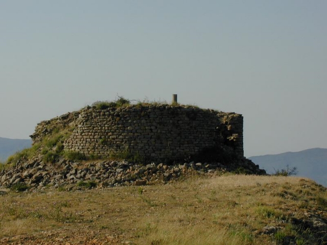 Imachen:Castiello de Monesma.jpg