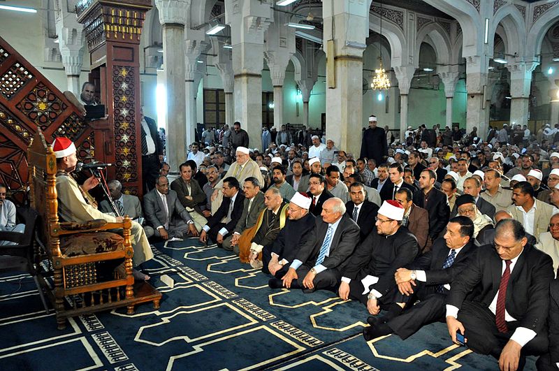 ملف:Ibrahim El-Desouky Mosque-inside 2014.jpg