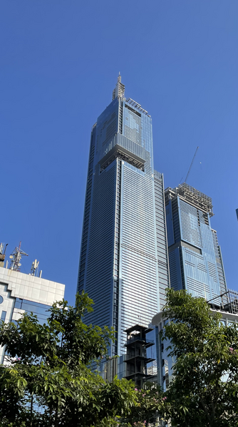 ملف:Autograph Tower, Jakarta, ID – July 2022.png