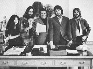 Allen Klein-with beatles.jpg