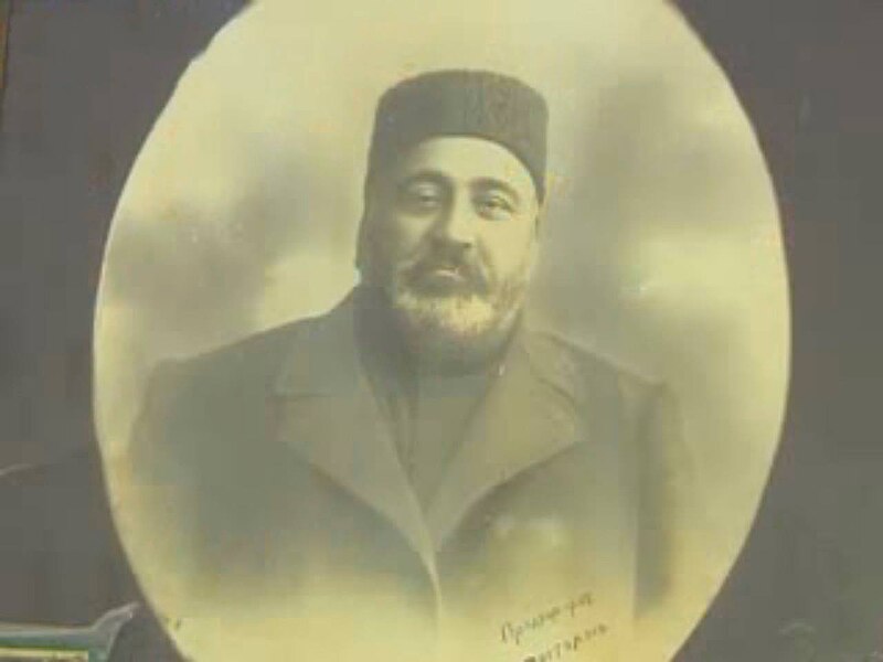 Fayl:Kampan Qədimov.jpg