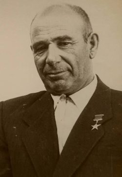 Məmməd Məmmədov (siyasətçi, 1904).png