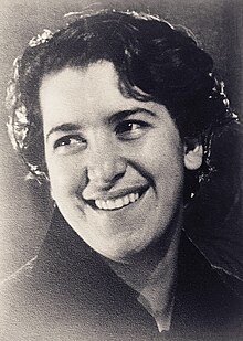 Elmira Hüseynova (heykəltaraş).jpg