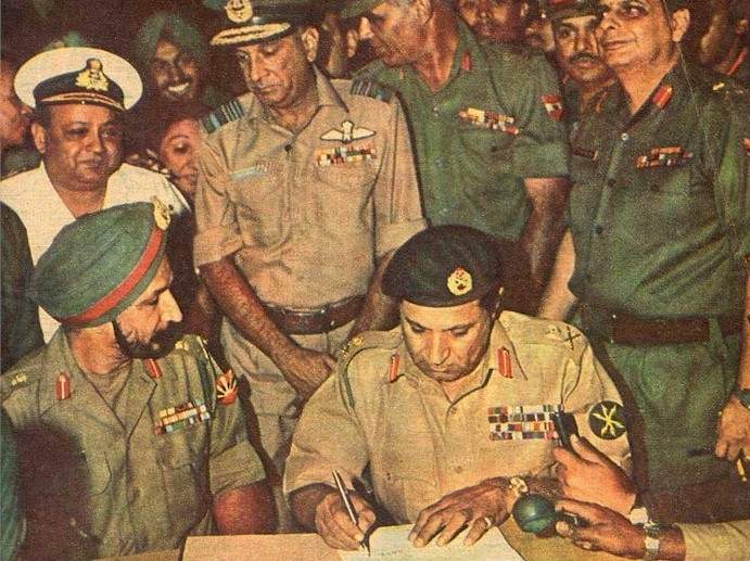 ছবি:1971 surrender.jpg