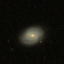IC1521-SDSS.gif
