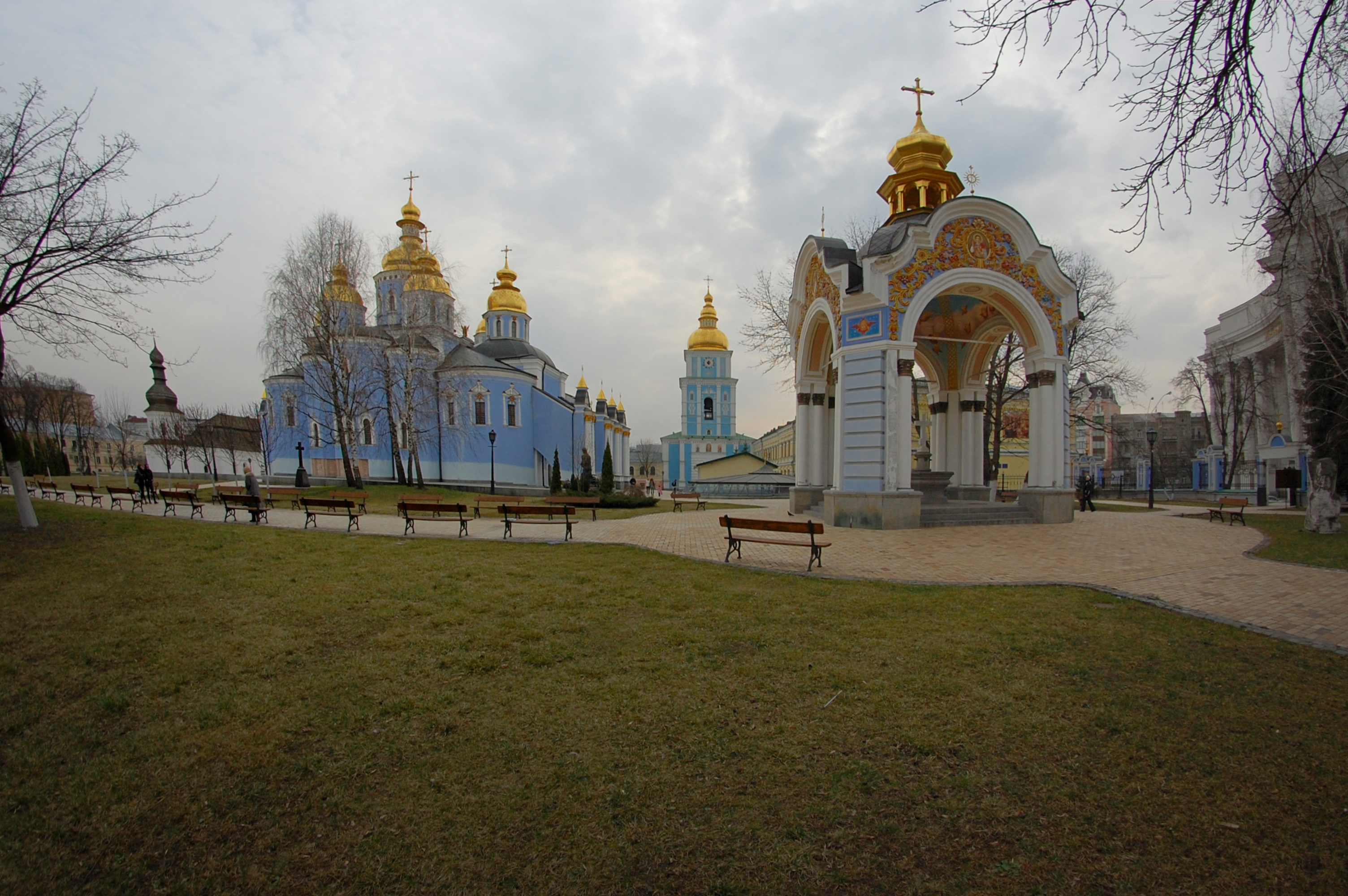 Михайлівський Золотоверхий Монастир