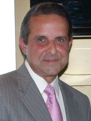 Manuel "Manny" Alberto Diaz[79] Mayor of Miami 2001-2009
