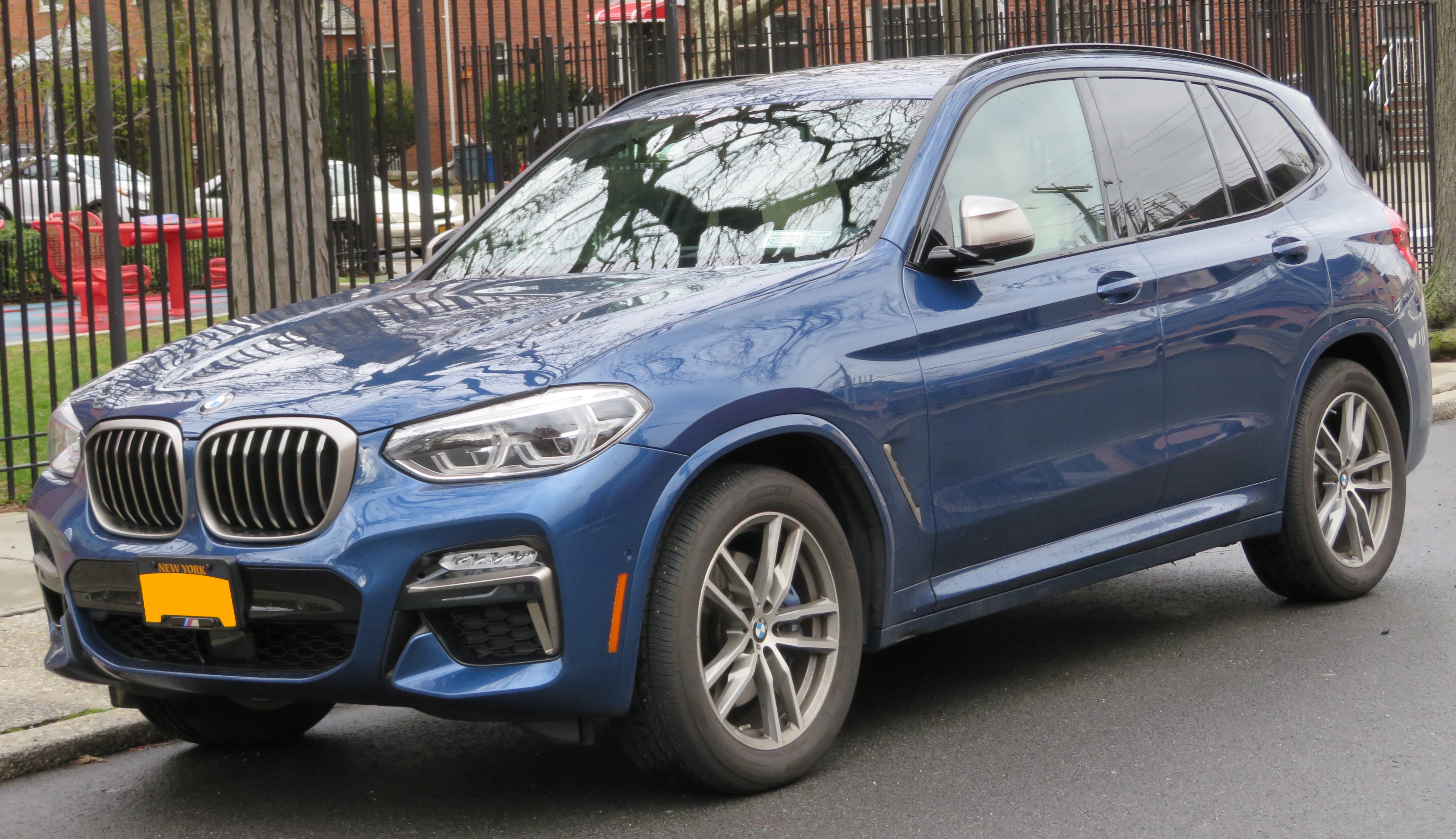 File:2018 BMW X3 (G01) M40i front 4.19.18.jpg - Wikipedia