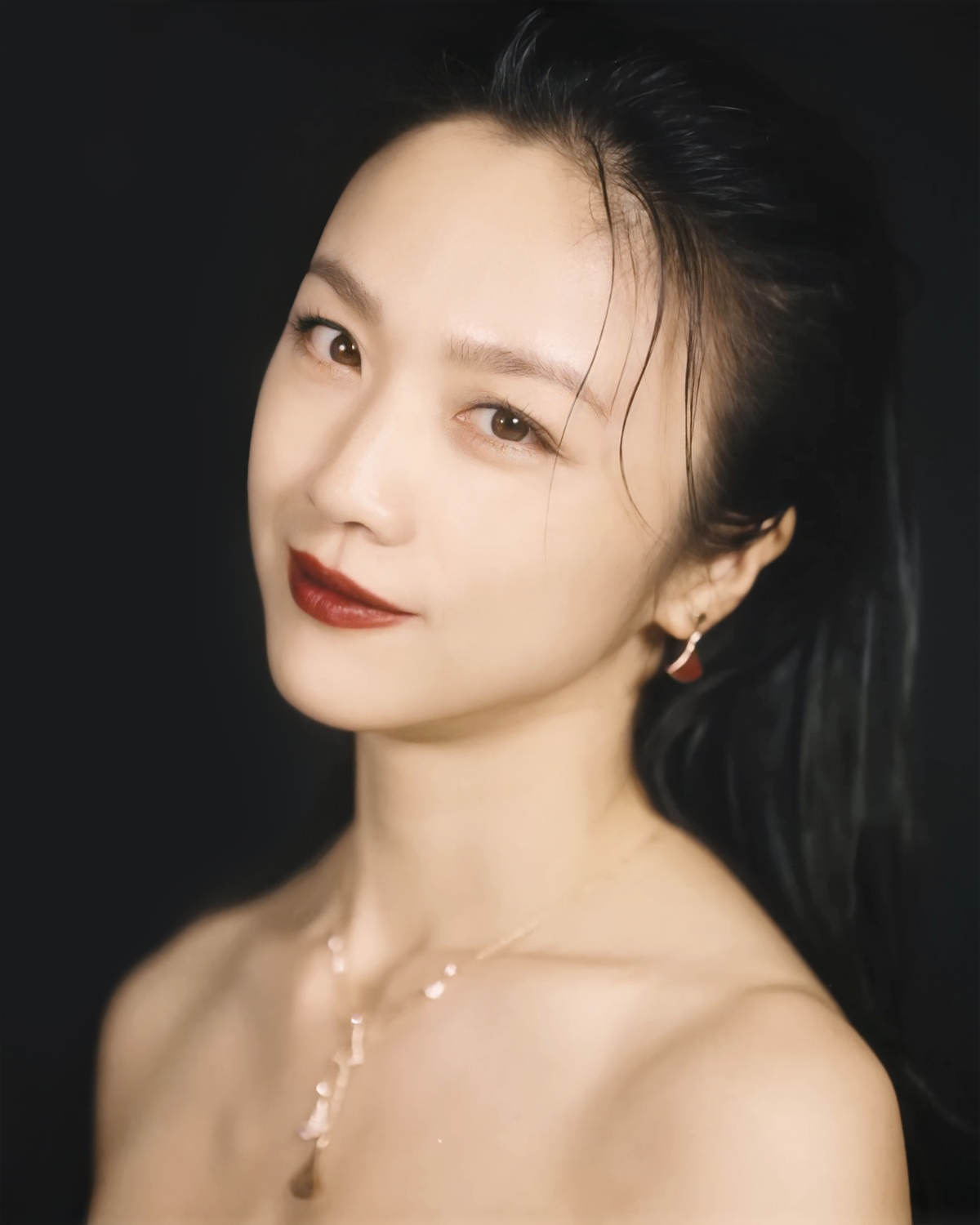 SK-II PREMIERES LATE NIGHT PORTRAITS POWERED BY PITERA™