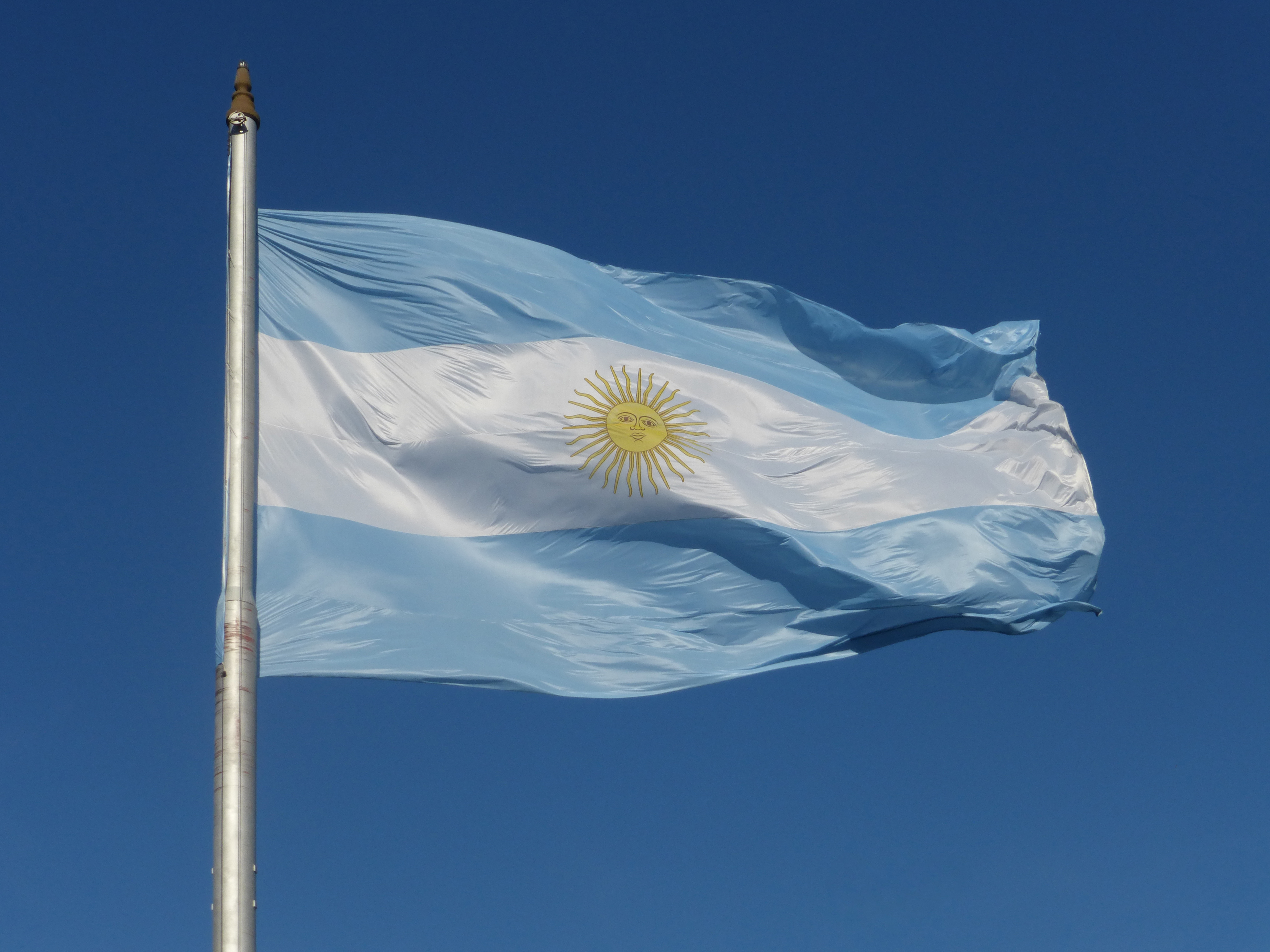 File:Bandera de la República Argentina.jpg - Wikimedia Commons