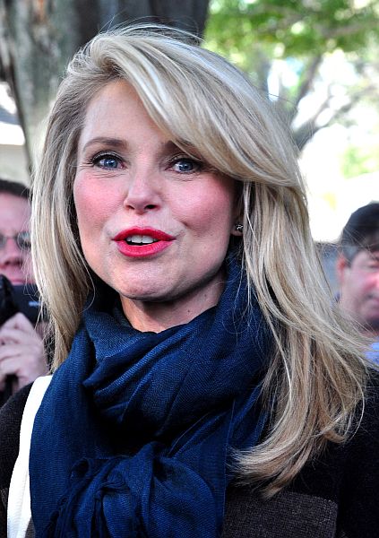 File:Christie Brinkley - Flickr - nick step.jpg