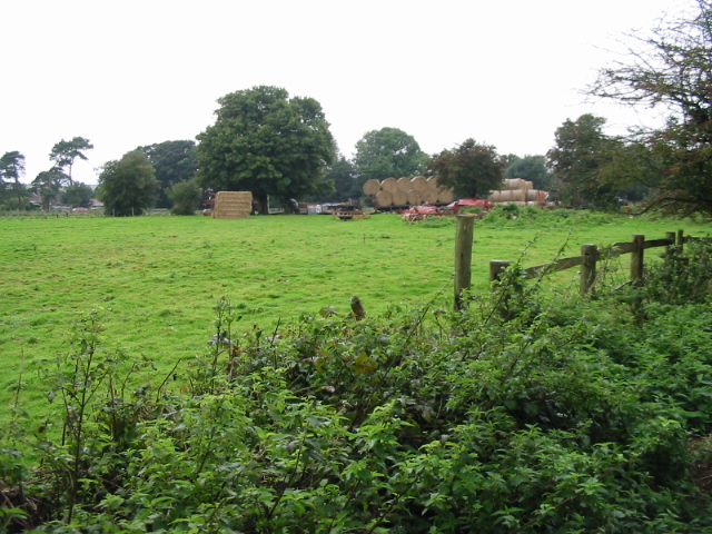 File:Cole Farm from St Oswald's church grounds - geograph.org.uk - 1137884.jpg