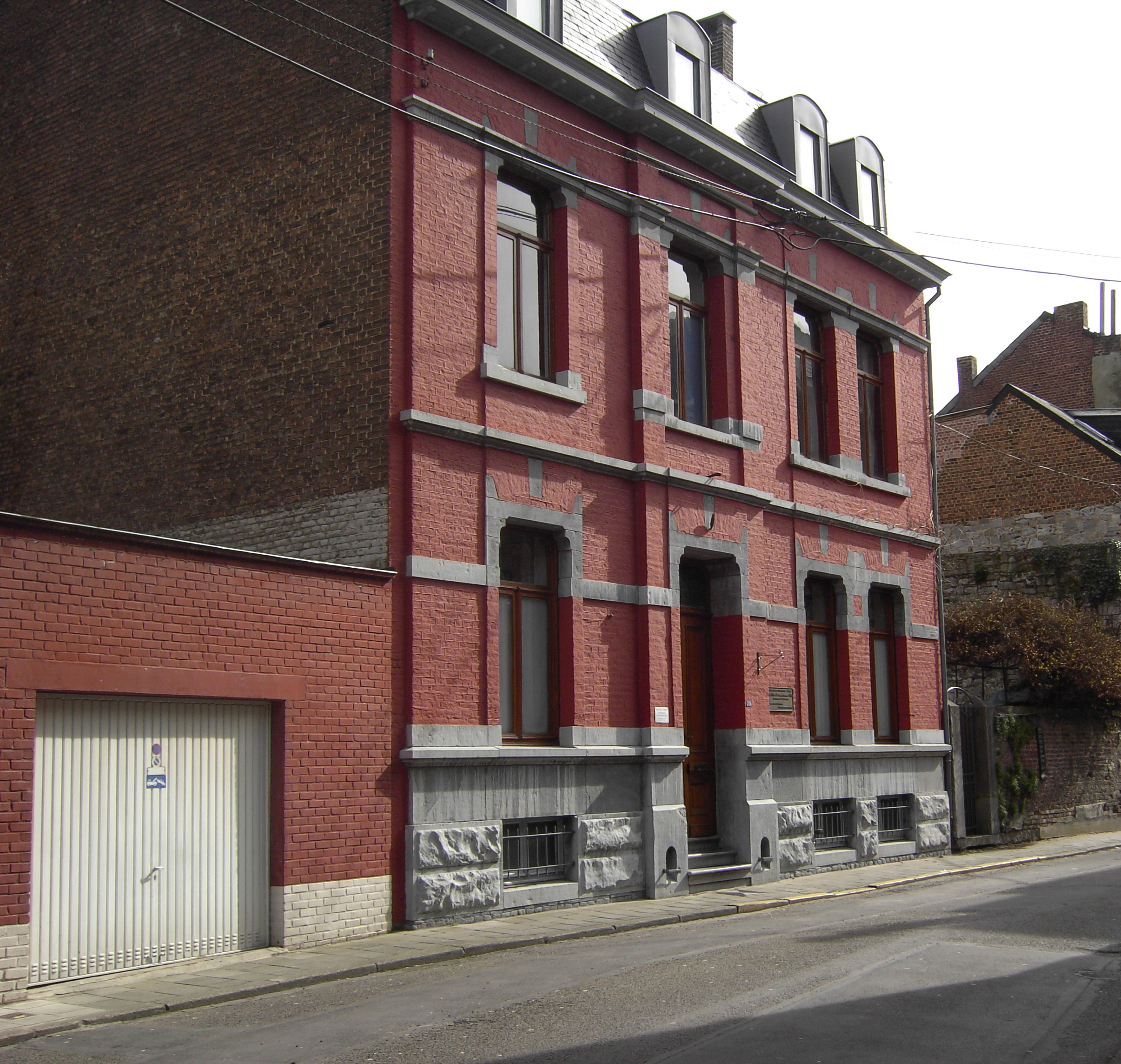 File:Dinant - Maison natale de Dominique Pire.jpg - Wikimedia Commons