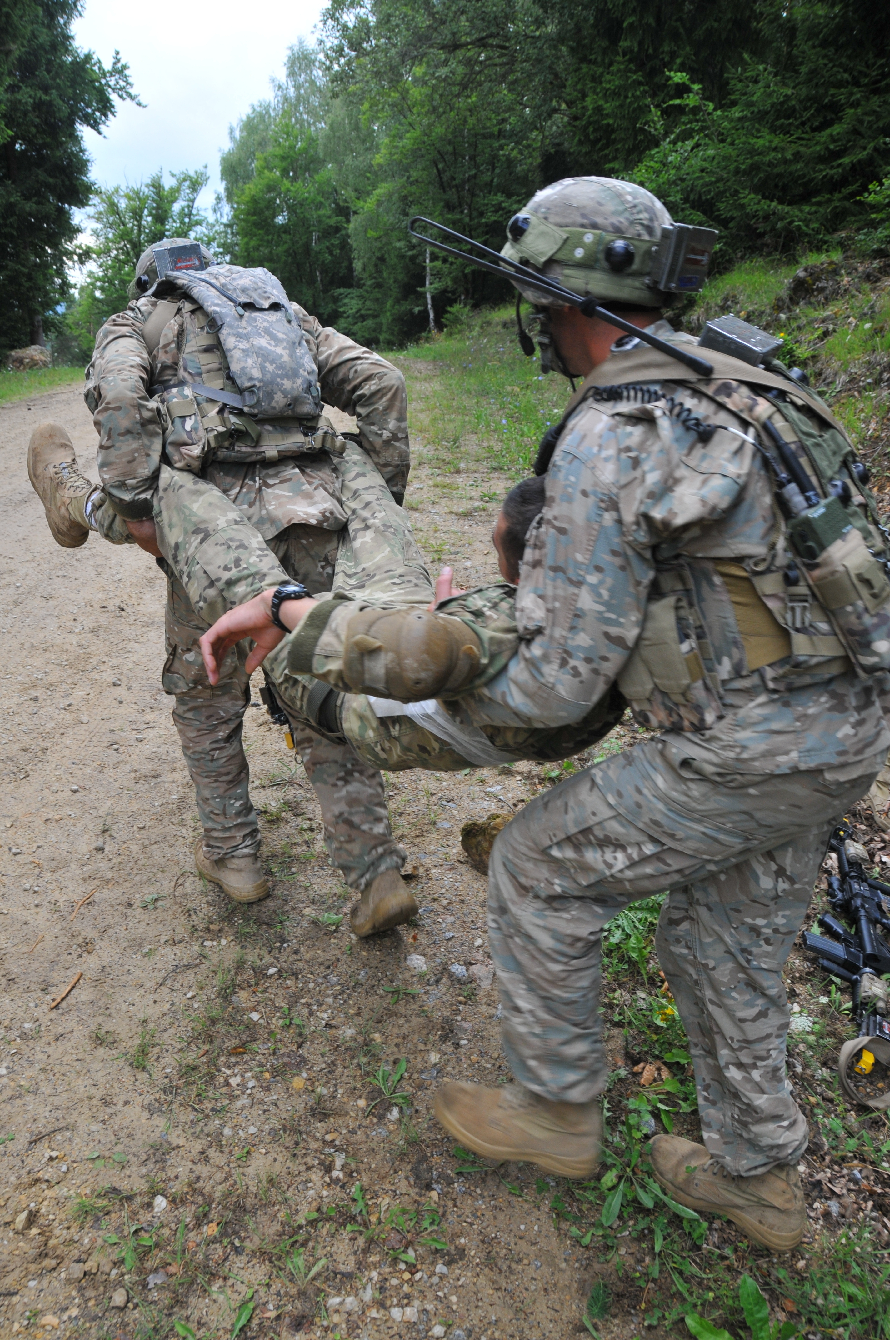 Georgian_12th_Infantry_Battalions_mission_rehearsal_exercise_120803-A-RA799-007.jpg