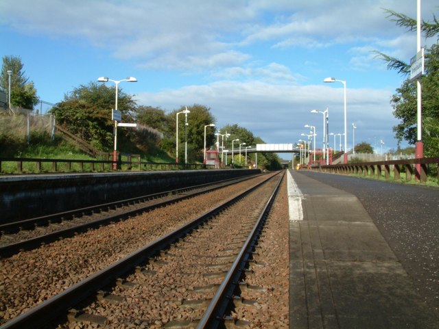 Greenfaulds railway station