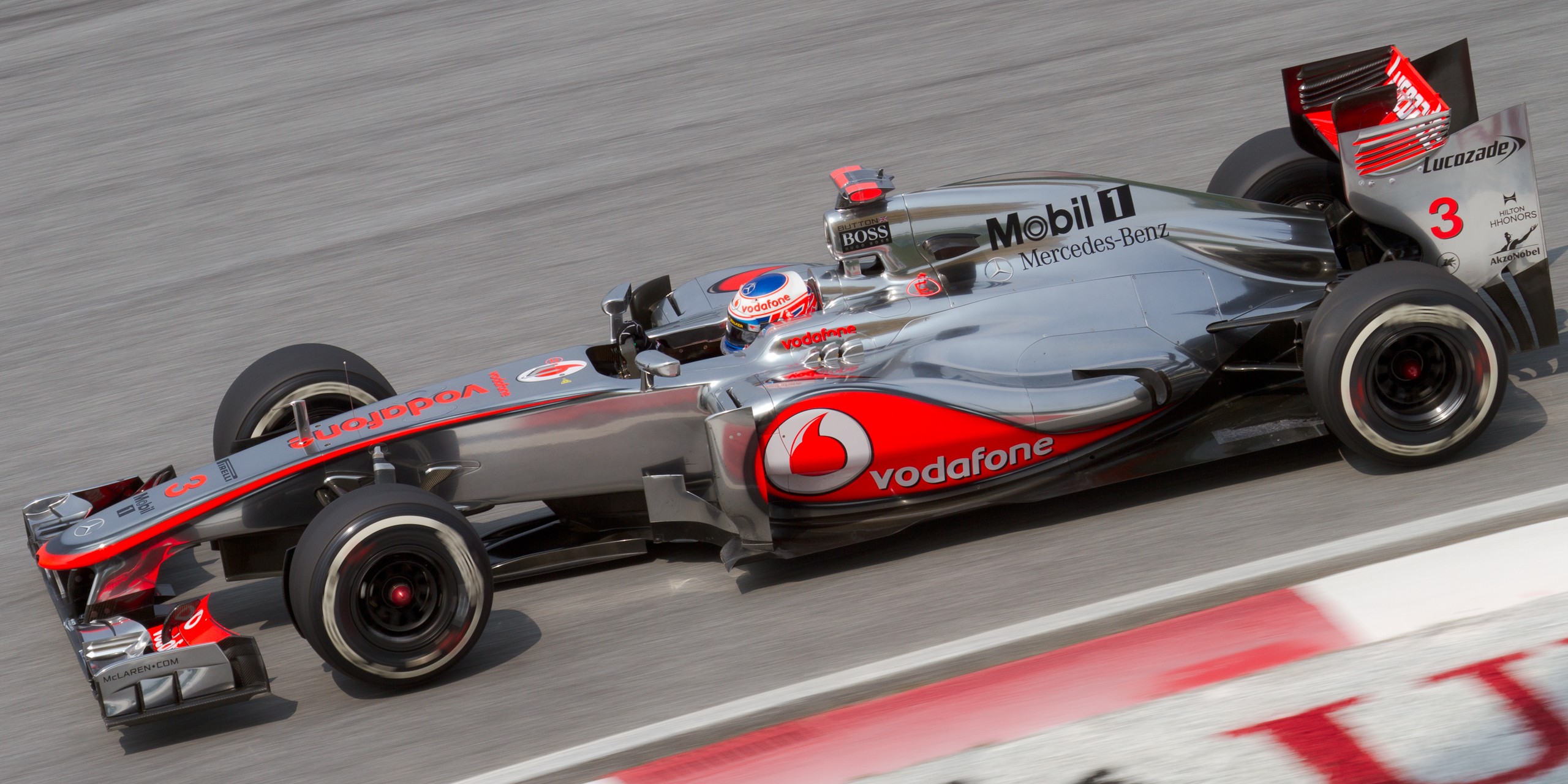 Jenson_Button_2012_Malaysia_FP2_1.jpg