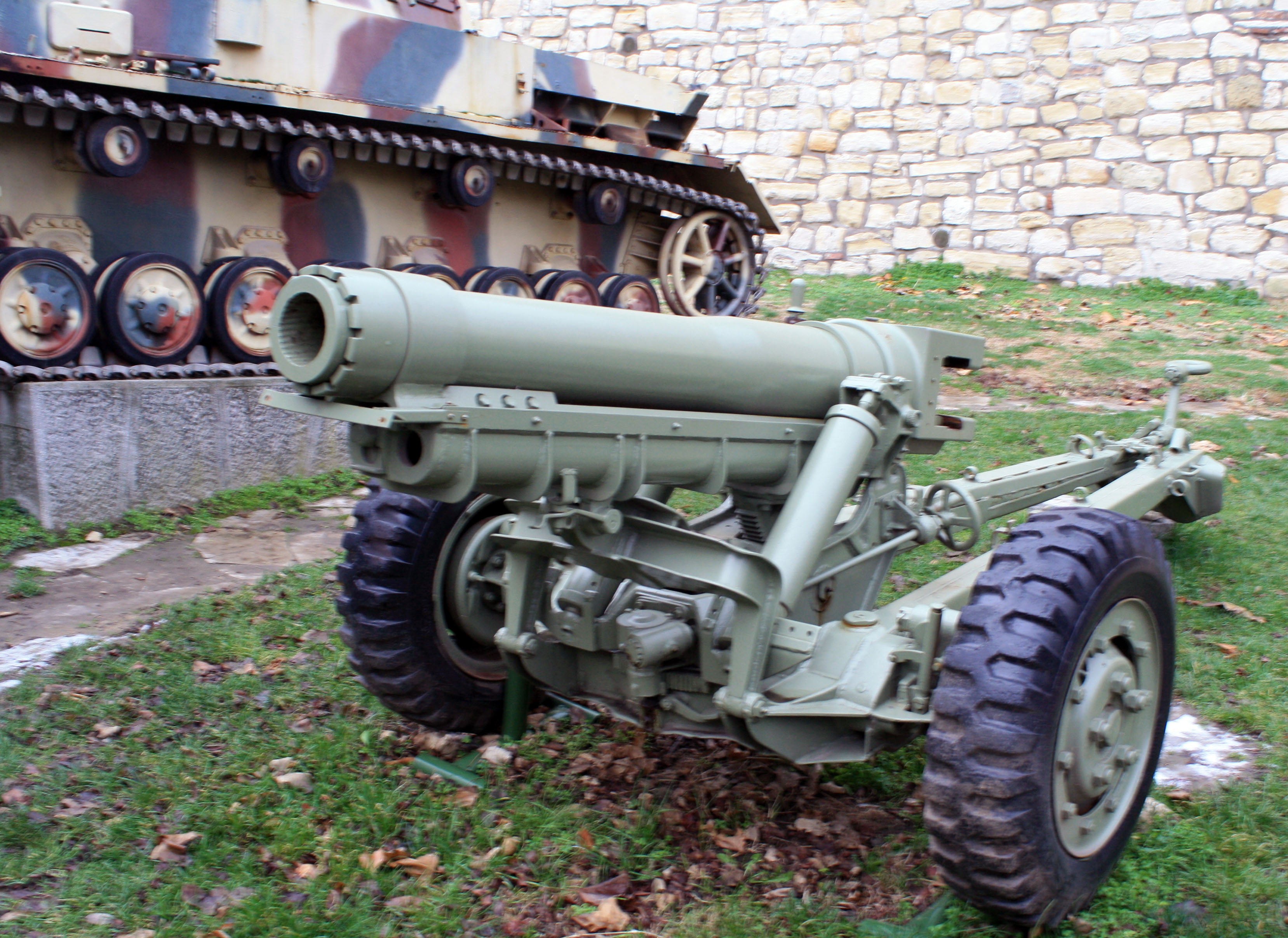 105 мм. 105 Мм гаубица m3. M105 Howitzer. 105 Мм гаубица США м3. Гаубица m 3.