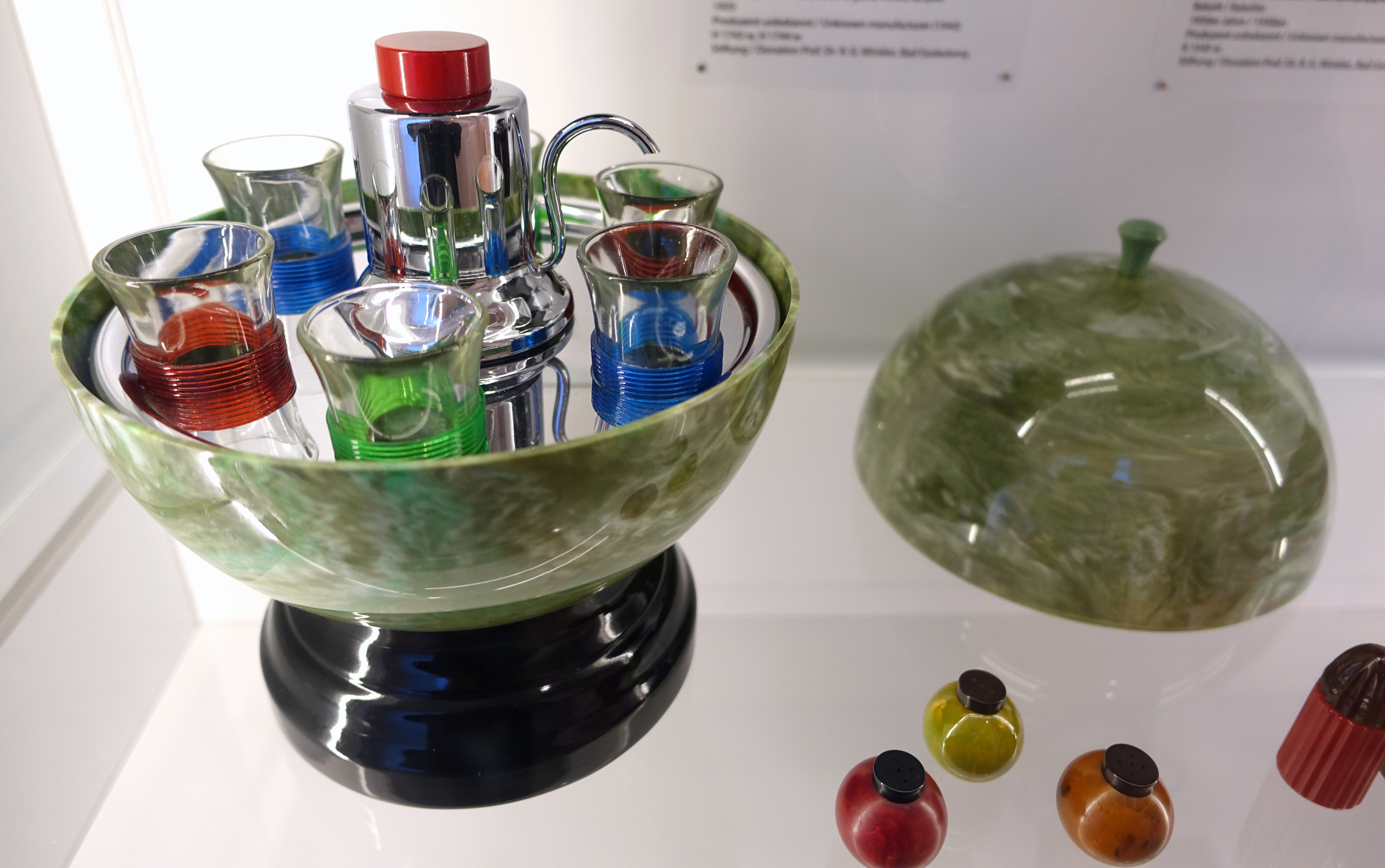 File:Minibar and glasses, 2 of 2, unknown manufacturer, 1935, chrome-plated  brass, Catalin, glass, metal, lacquer - Museum für Angewandte Kunst Köln -  Cologne, Germany - DSC09443.jpg - Wikimedia Commons