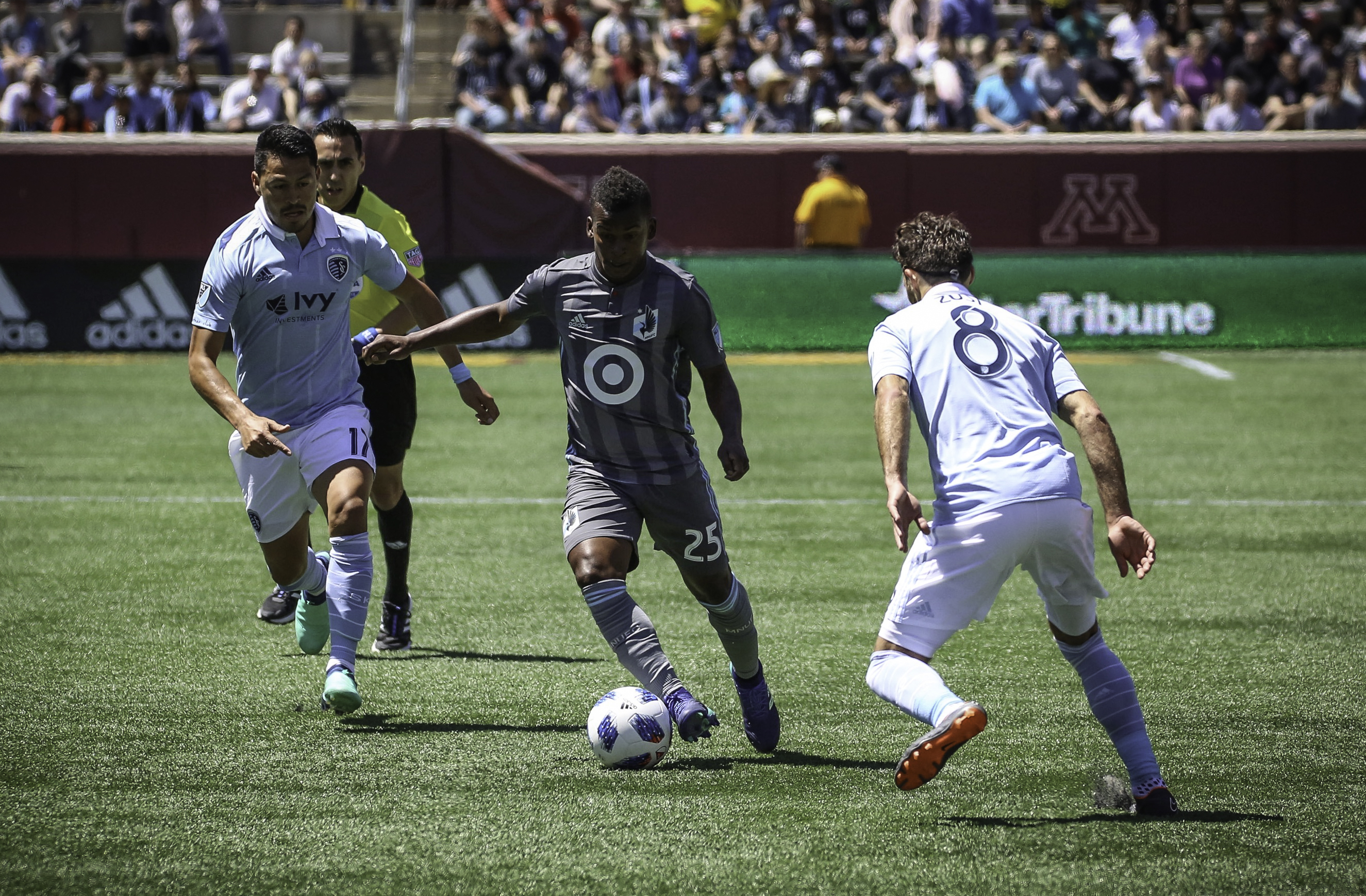 File Minnesota United Mnufc V Sporting Kc Tcf Bank Stadium Jpg Wikimedia Commons