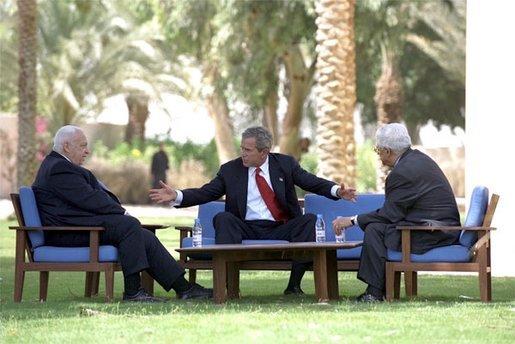 File:President George W. Bush meets with Prime Minister Ariel Sharon of Israel and Prime Minister Mahmoud Abbas of the Palestinian Authority.jpg