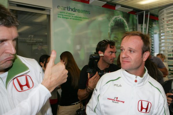 File:Rubens barrichello nick fry istanbul 2008.jpg