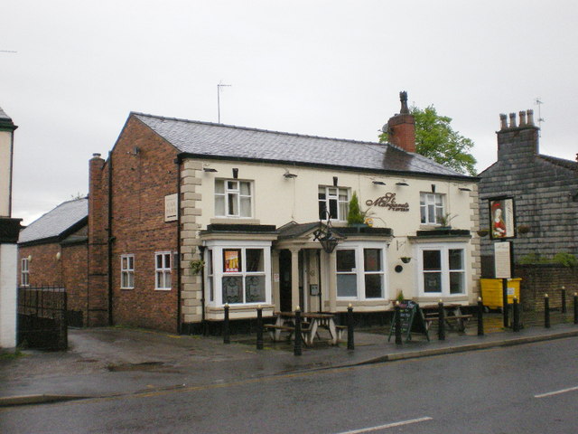 File:St Margaret's Tavern, Bury Old Road - geograph.org.uk - 1298999.jpg