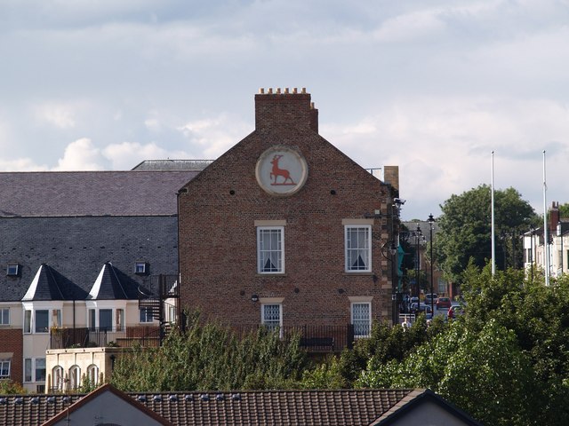 File:Stag Line Building - geograph.org.uk - 572920.jpg