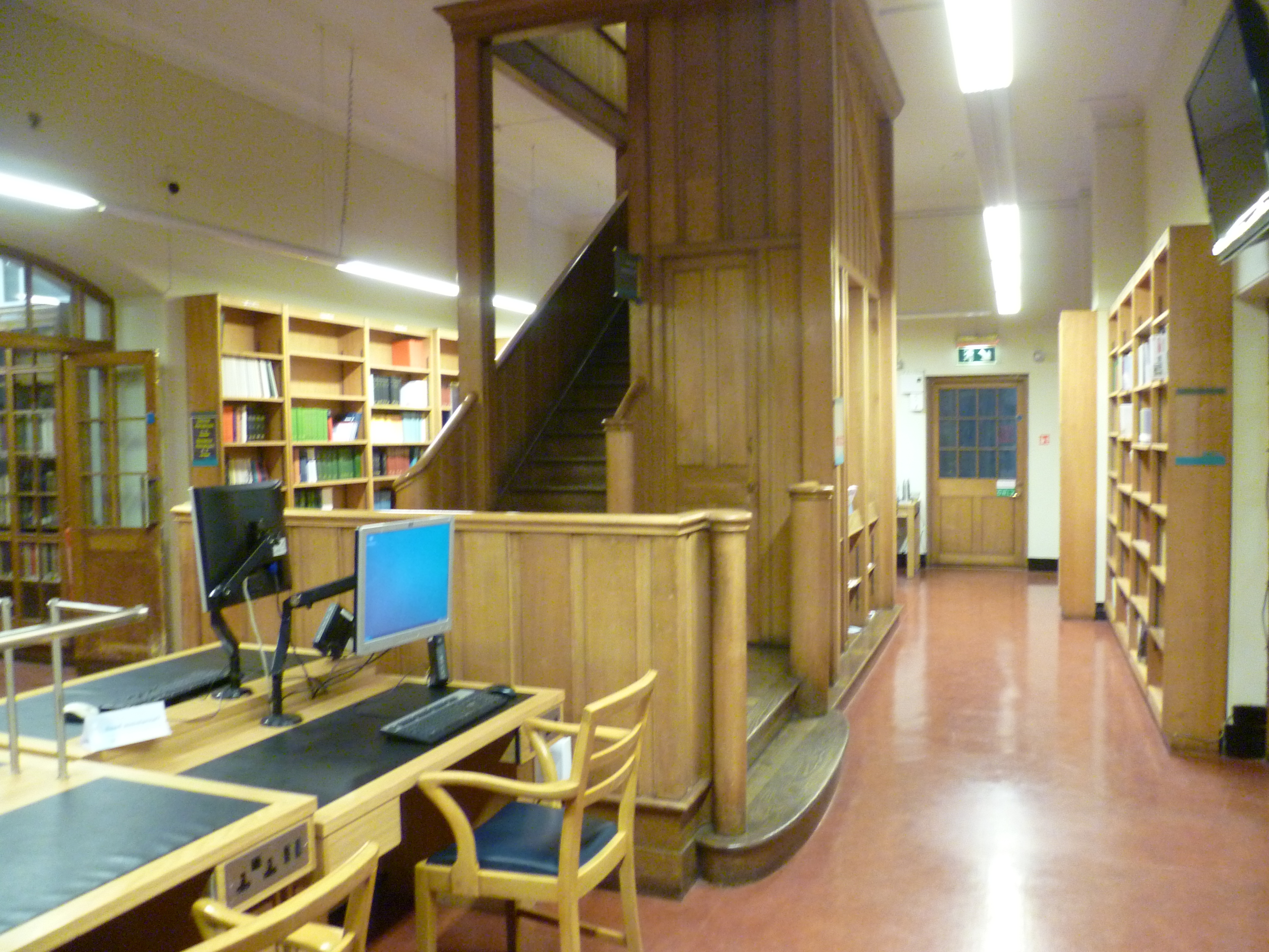 Library 9. University College London библиотека. Имперский колледж Лондона. Имперский колледж Лондона библиотека. Лондонский Имперский колледж библиотека.