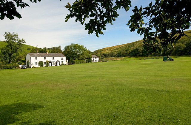 White Coppice Cricket Pitch - geograph.org.uk - 923227