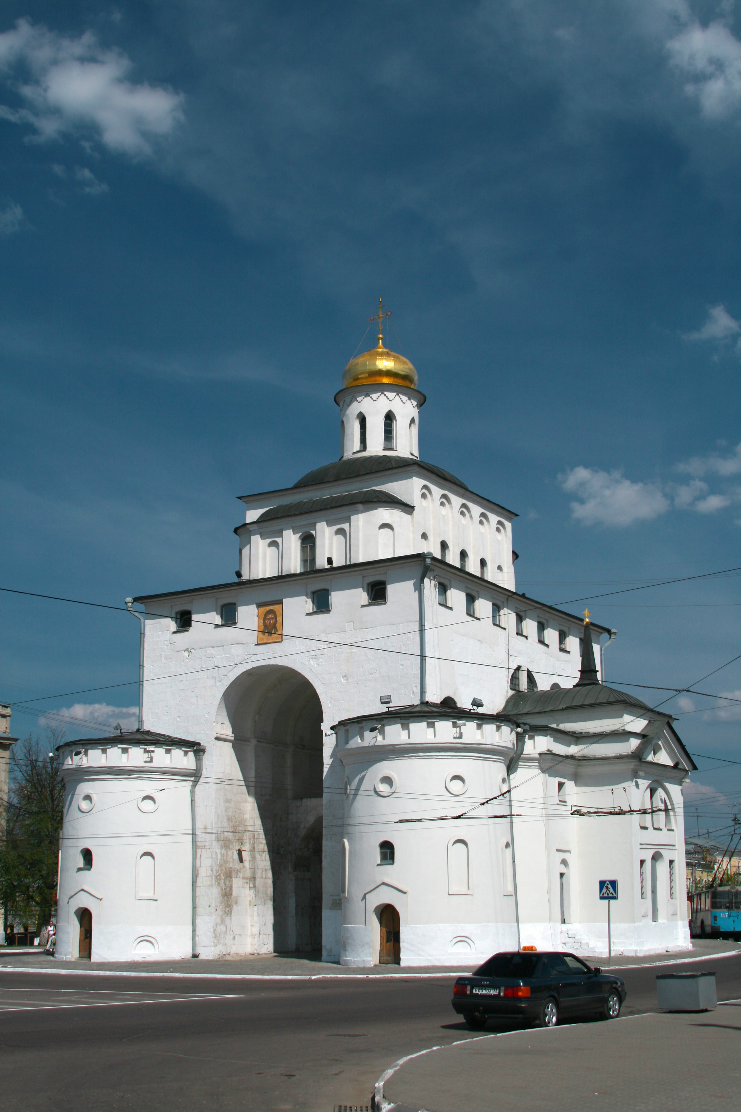 Памятник старины золотые ворота