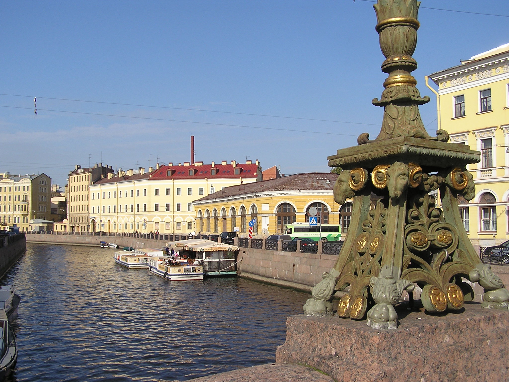 Петербург 76. Первый садовый мост в Санкт-Петербурге.