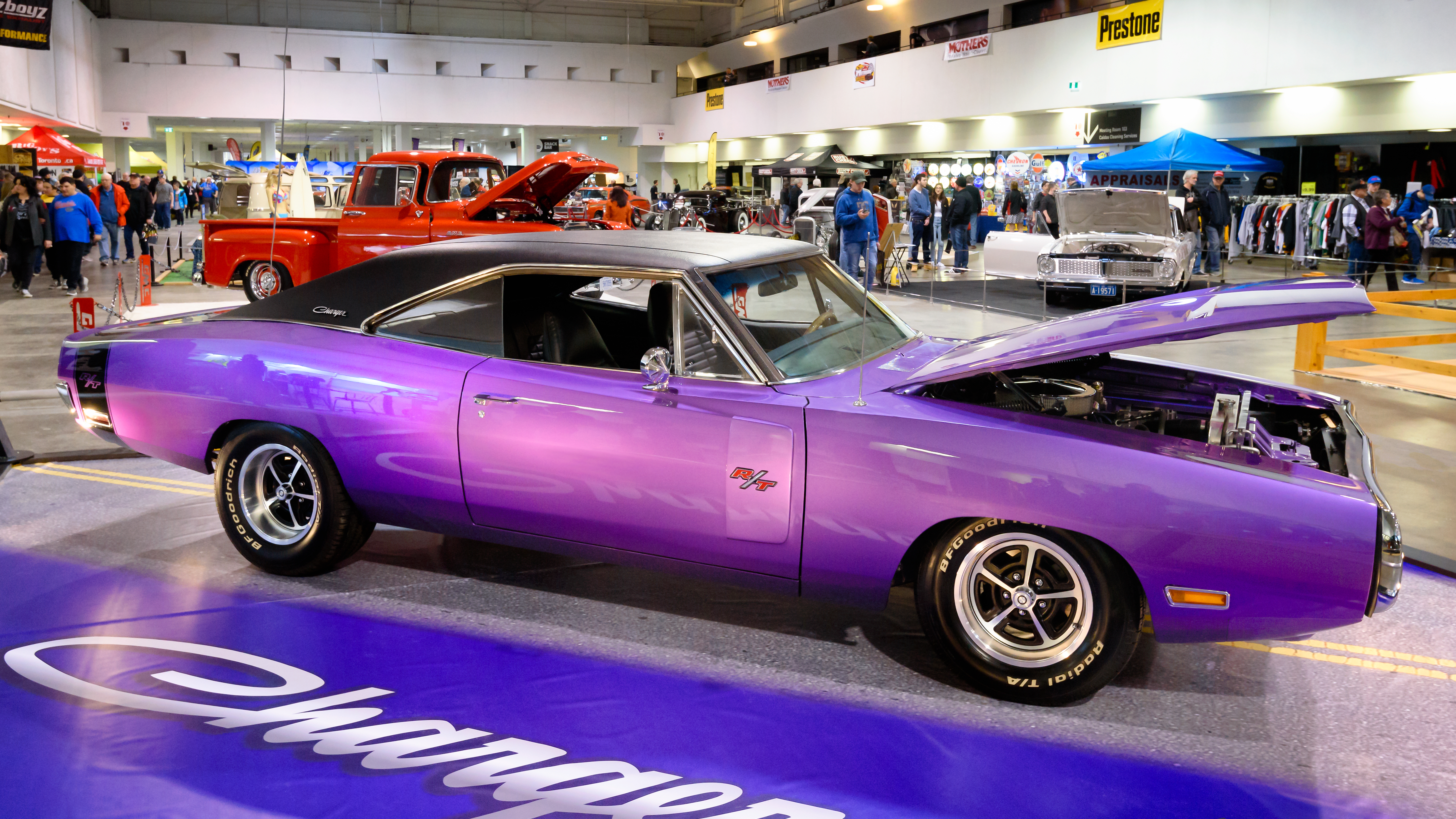 File:1970 Dodge Charger R T (40023559124).jpg - Wikimedia Commons