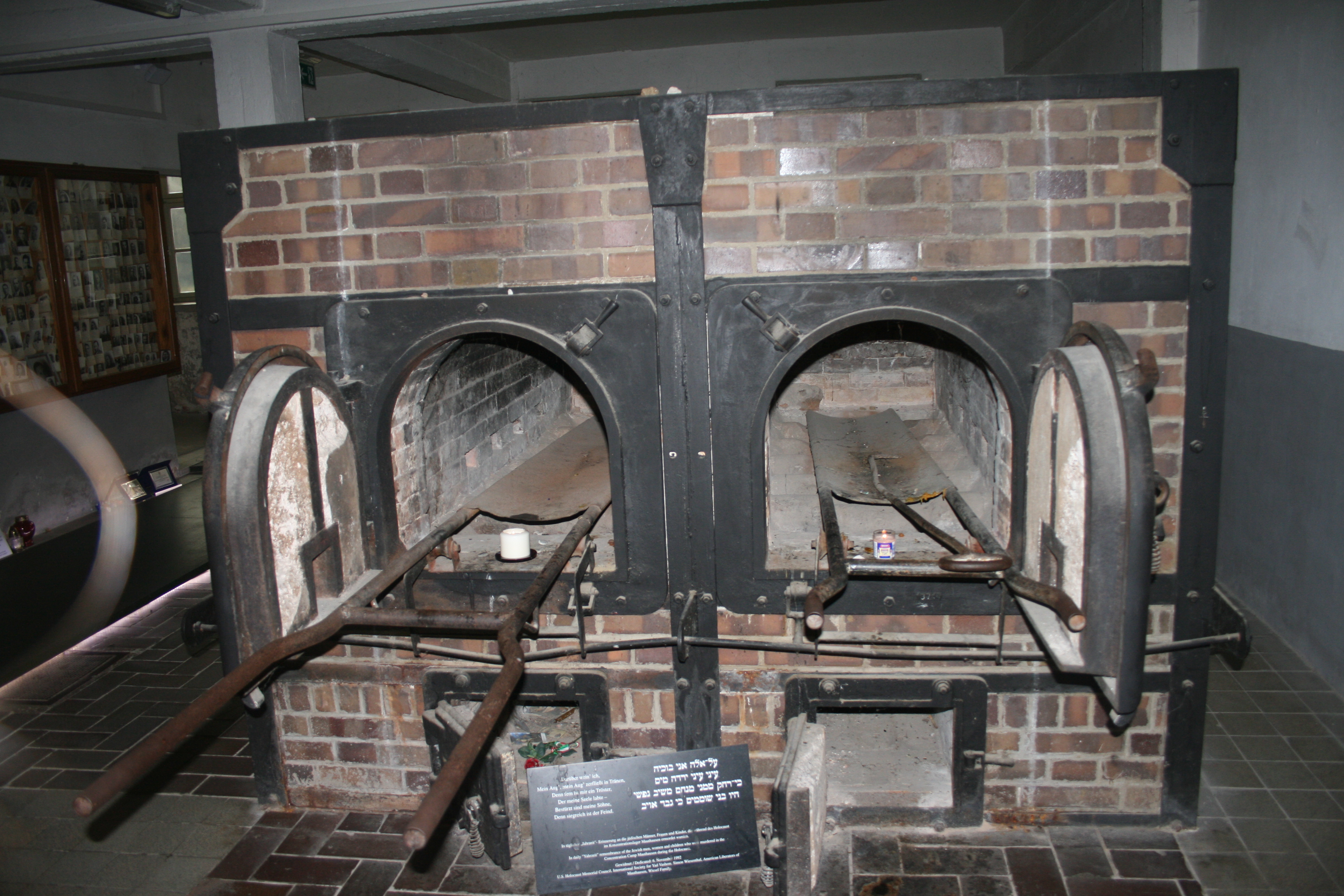 File:3. Krematoriumsofen Mauthausen.JPG - Wikimedia Commons