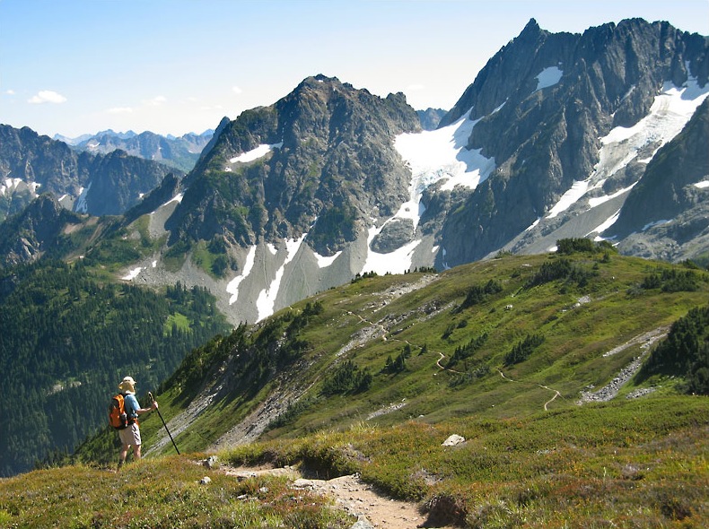 north cascades national park hikes