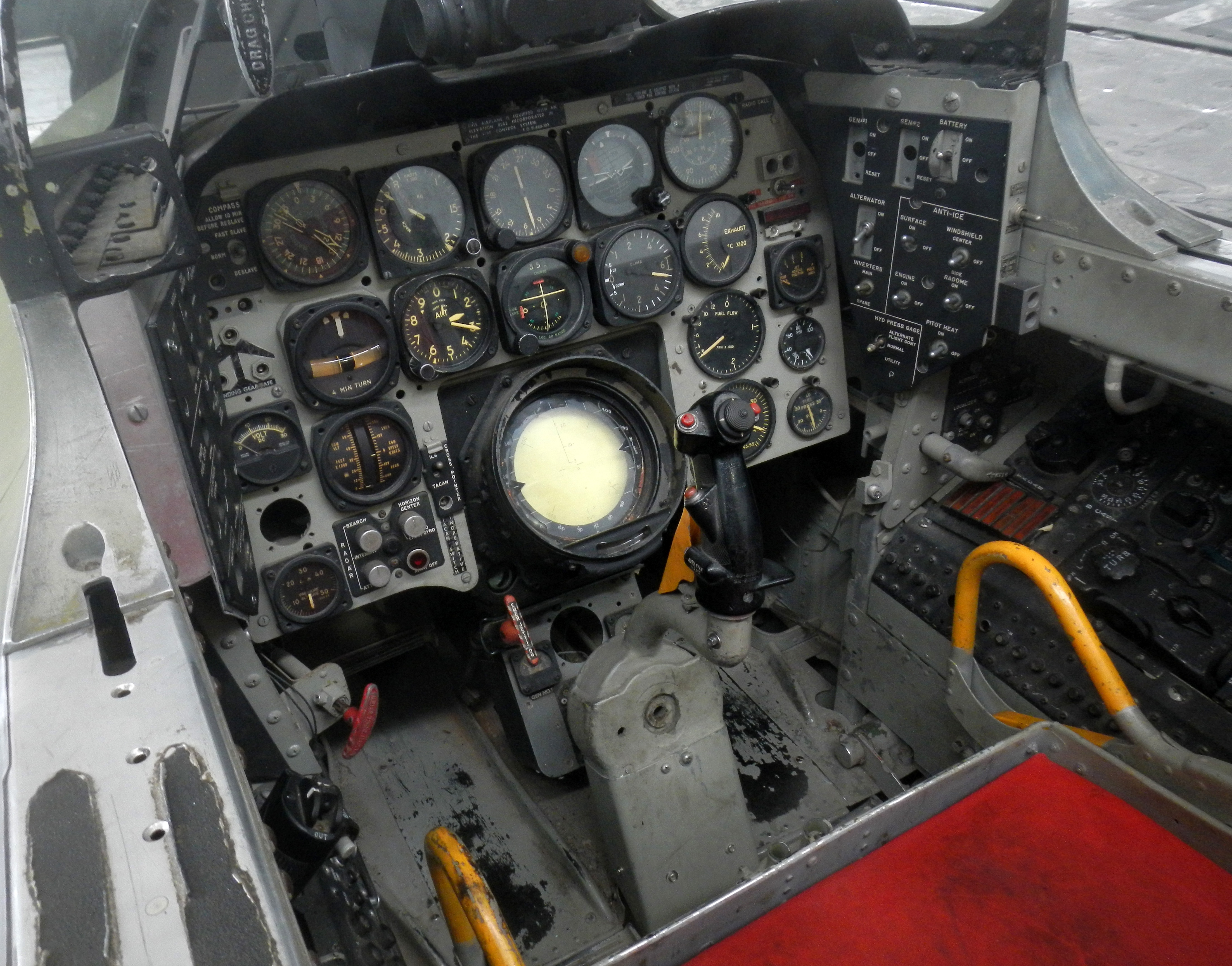 Cockpit_view_F86D.jpg