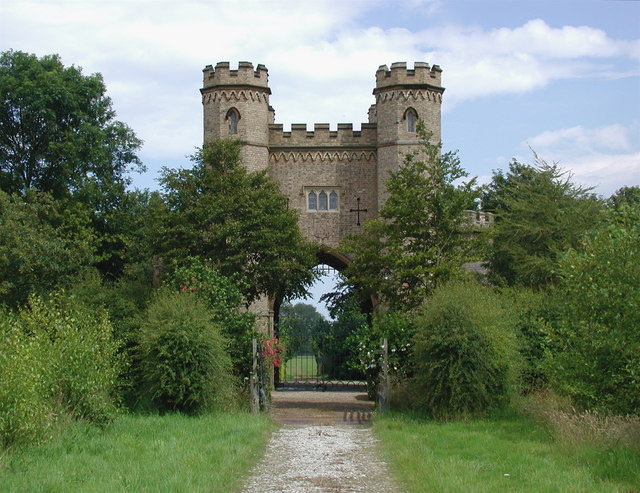 File:Grimston Lodge - geograph.org.uk - 498804.jpg