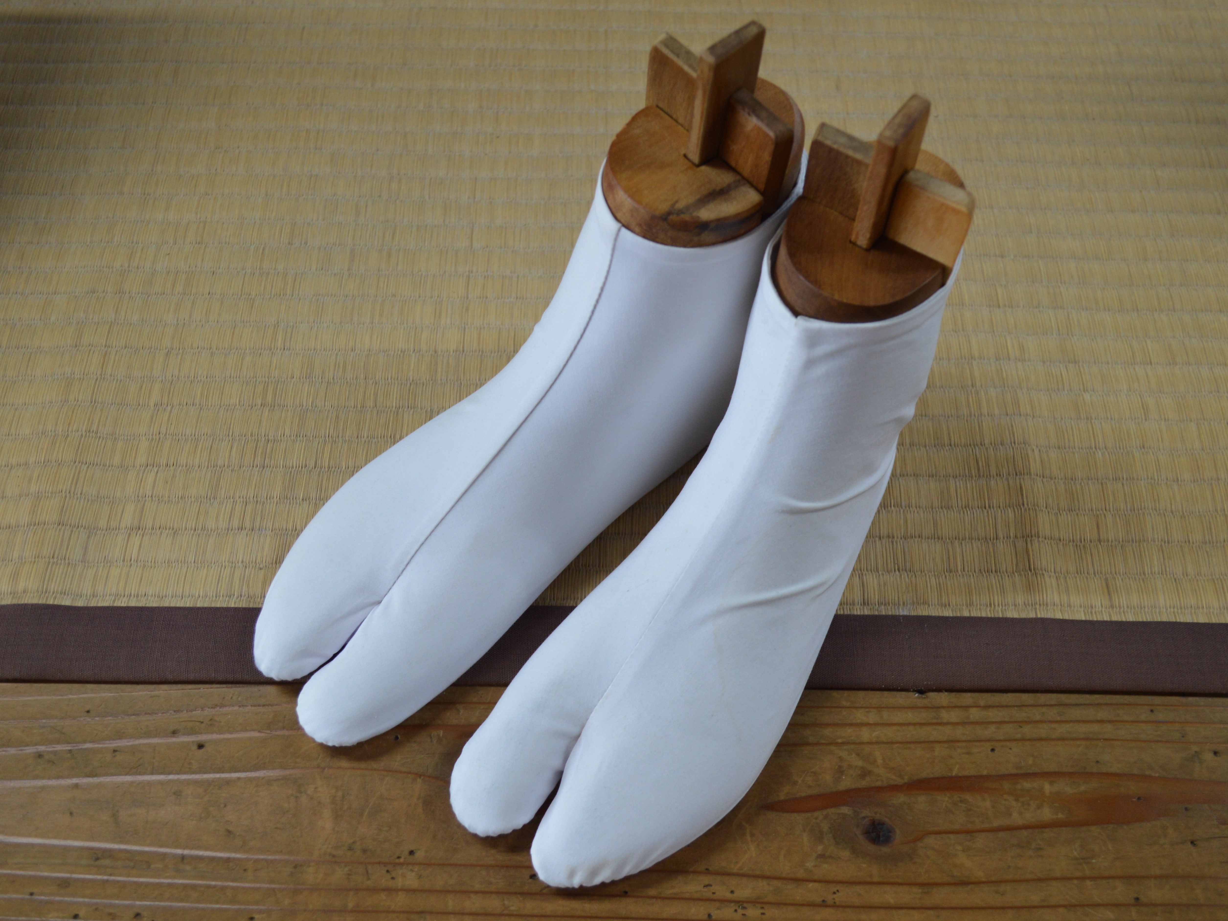 Japanese Traditional TABI Socks Kimono with Kohaze White from JAPAN