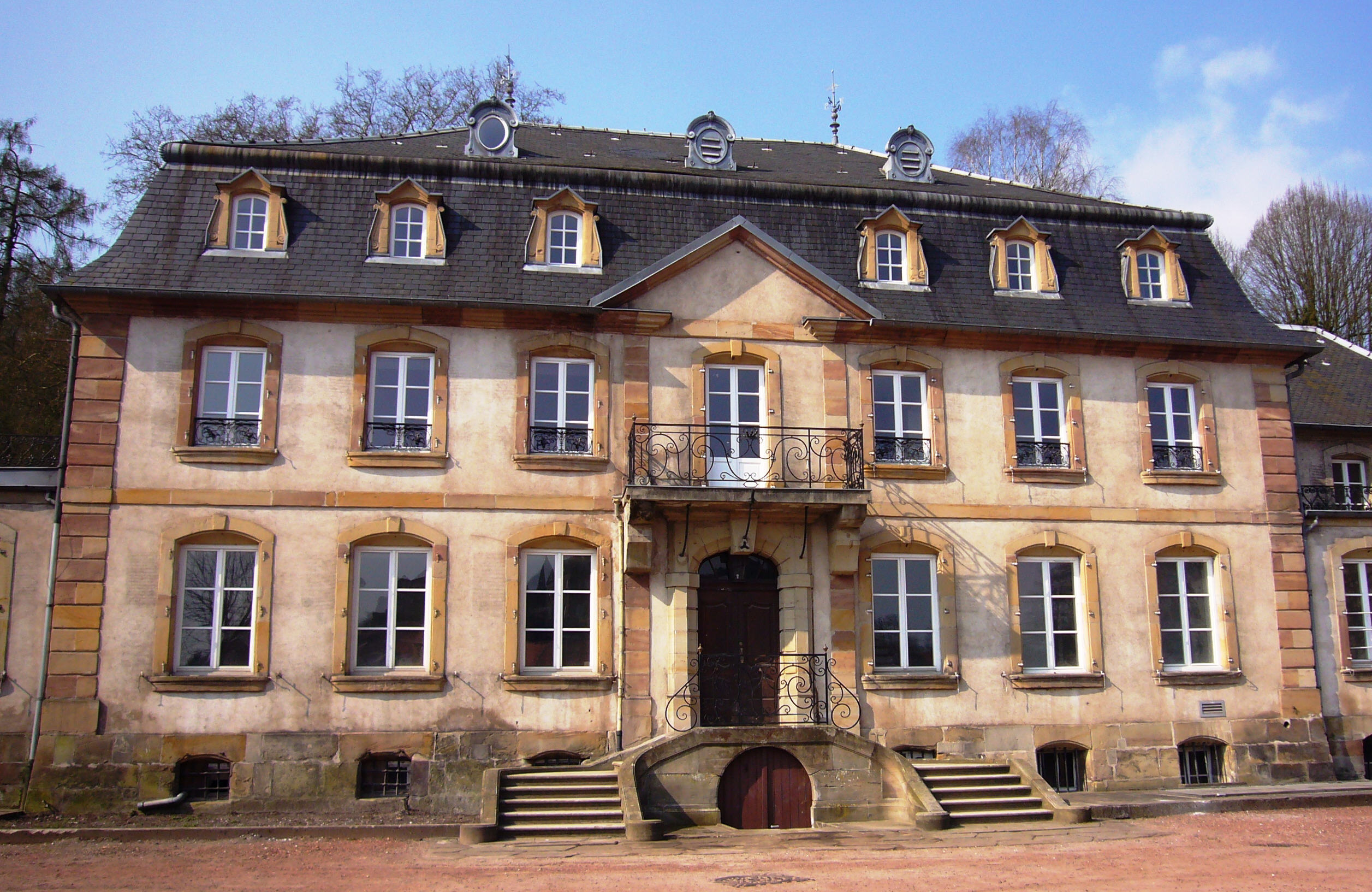 CHÂTEAU D'HAUSEN  France Grand Est Moselle Hombourg-Haut 57470