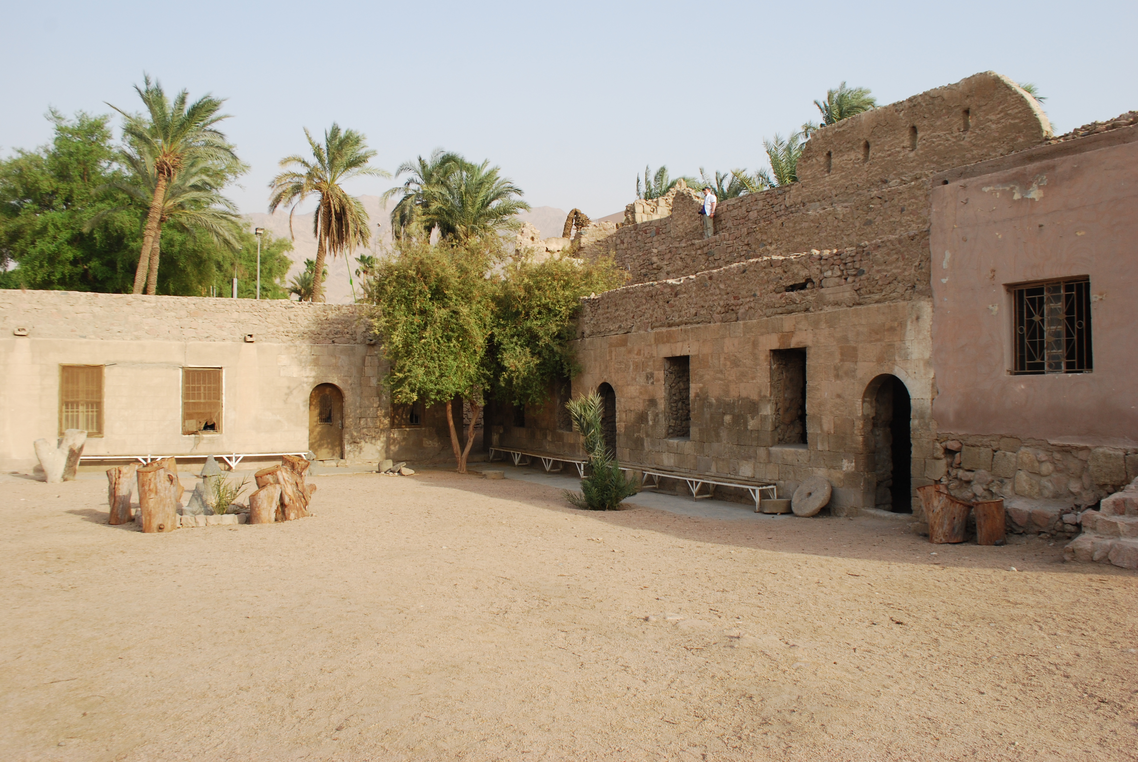 Le fort. Парк с руинами крепости Акаба. Aqaba Fortress.